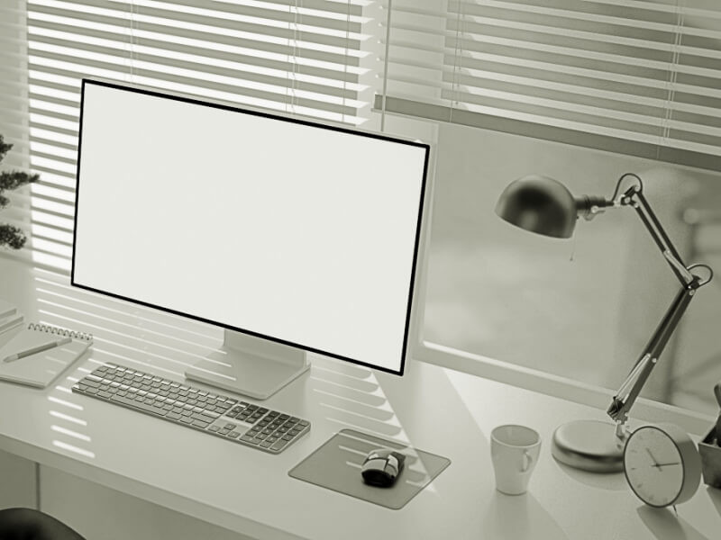 PC with white screen